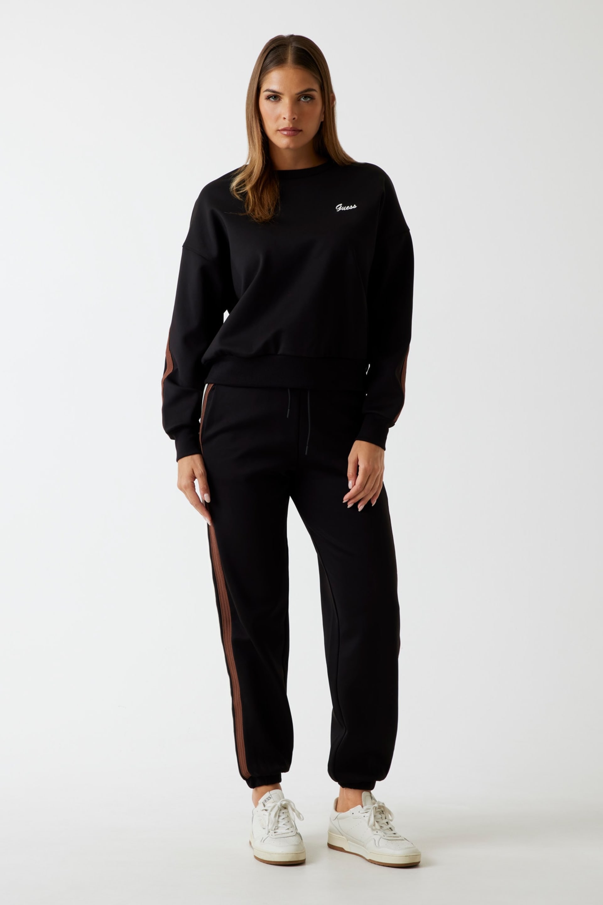 GUESS® Crew-neck logo sweatshirt