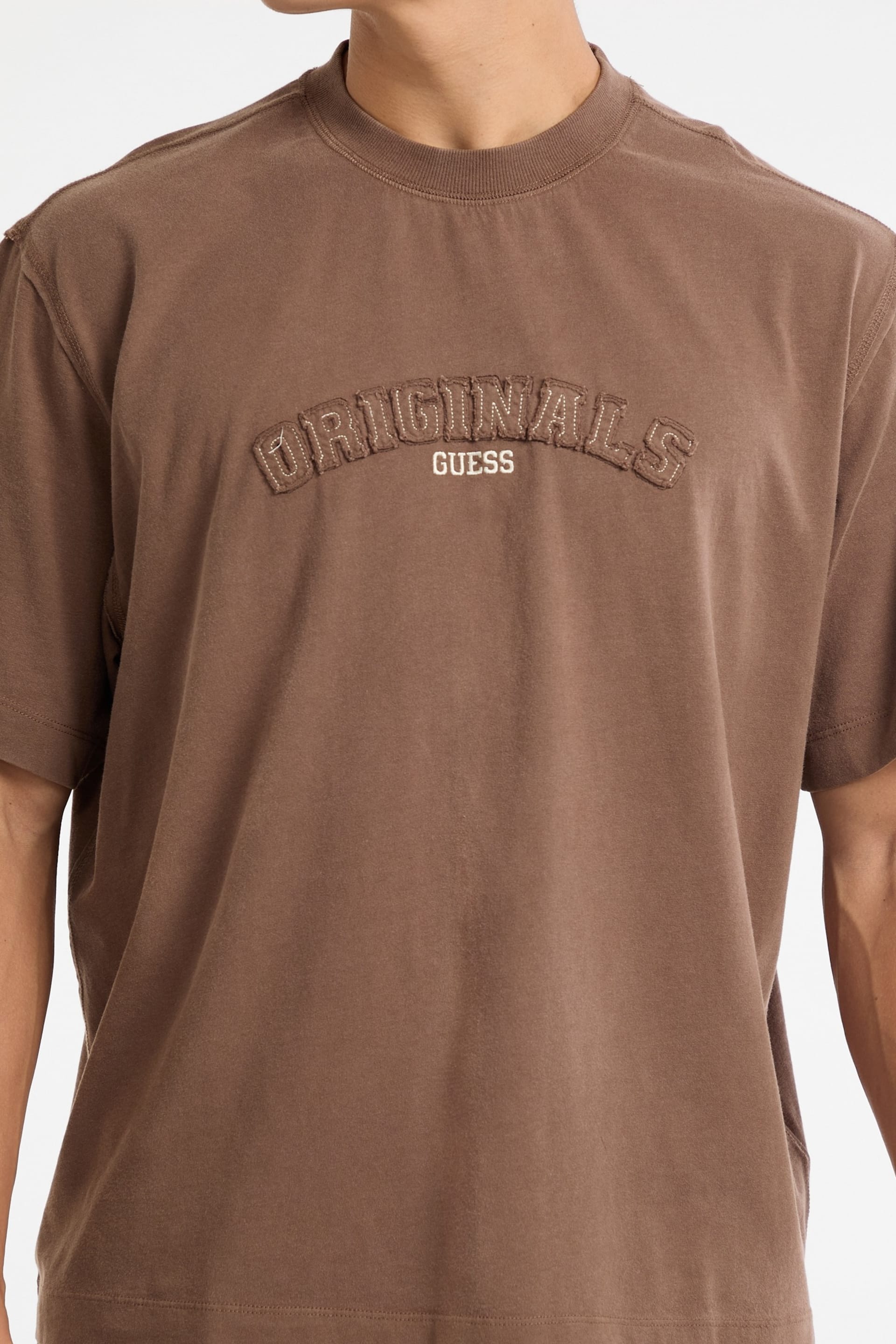 GUESS Originals Eco Boxy Applique Tee Men | GUESS Jeans®