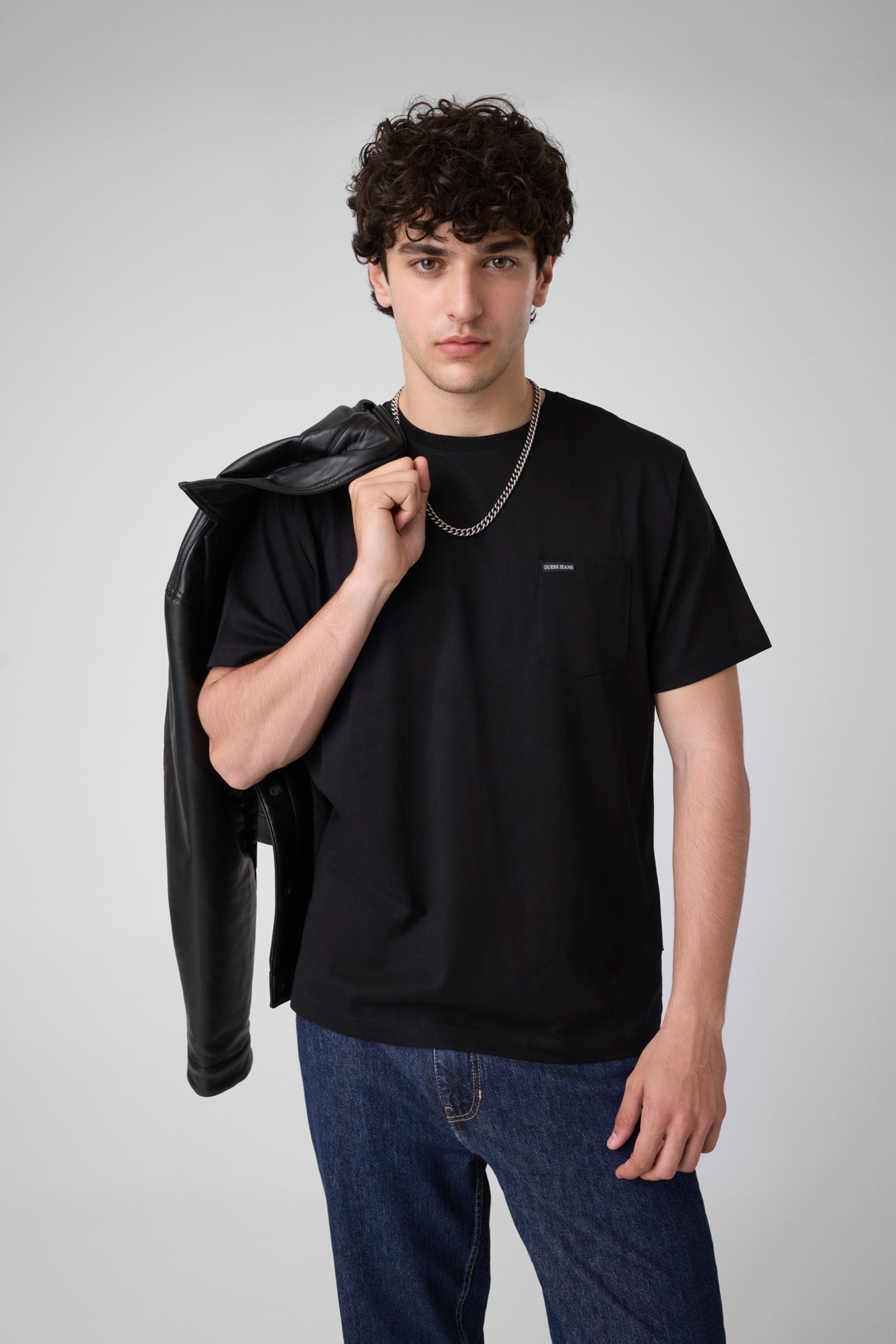 Crewneck Tee Men | GUESS Jeans®