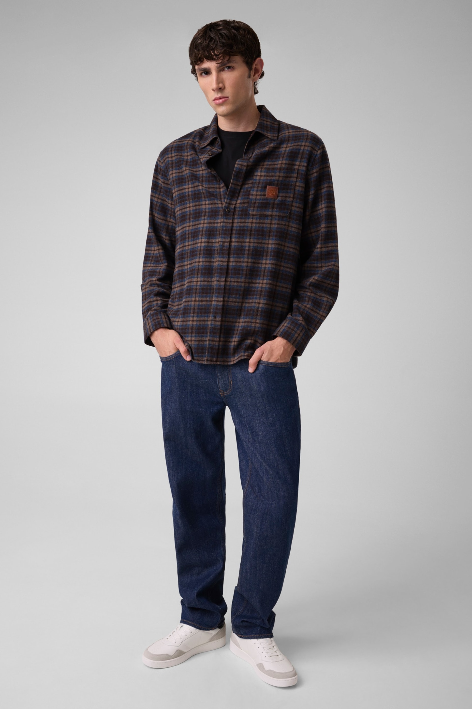 GUESS® G16 Straight Jean