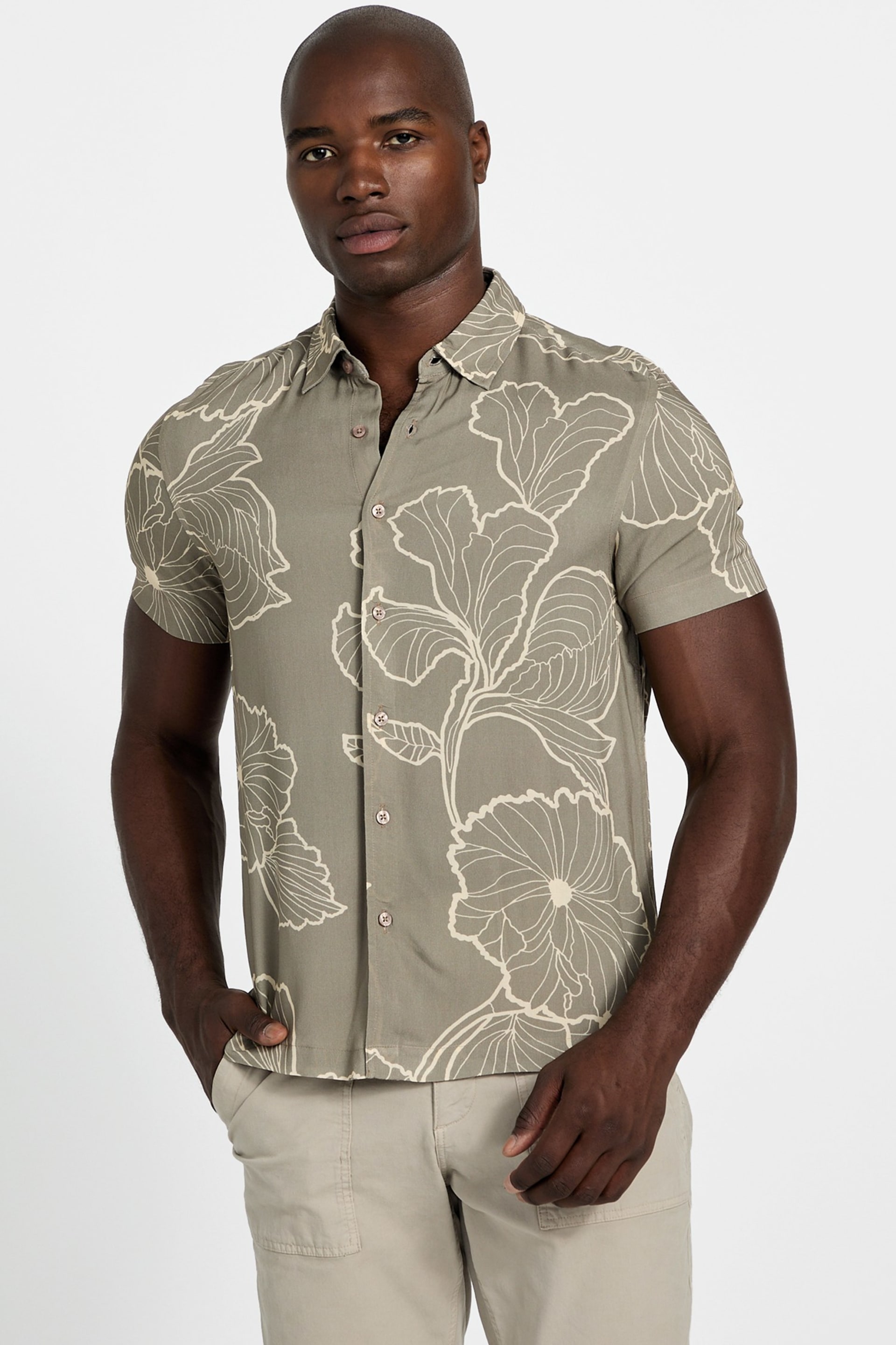 25SS FORMA フローラルTシャツ 11747391 GUESS® Floral shirt Men