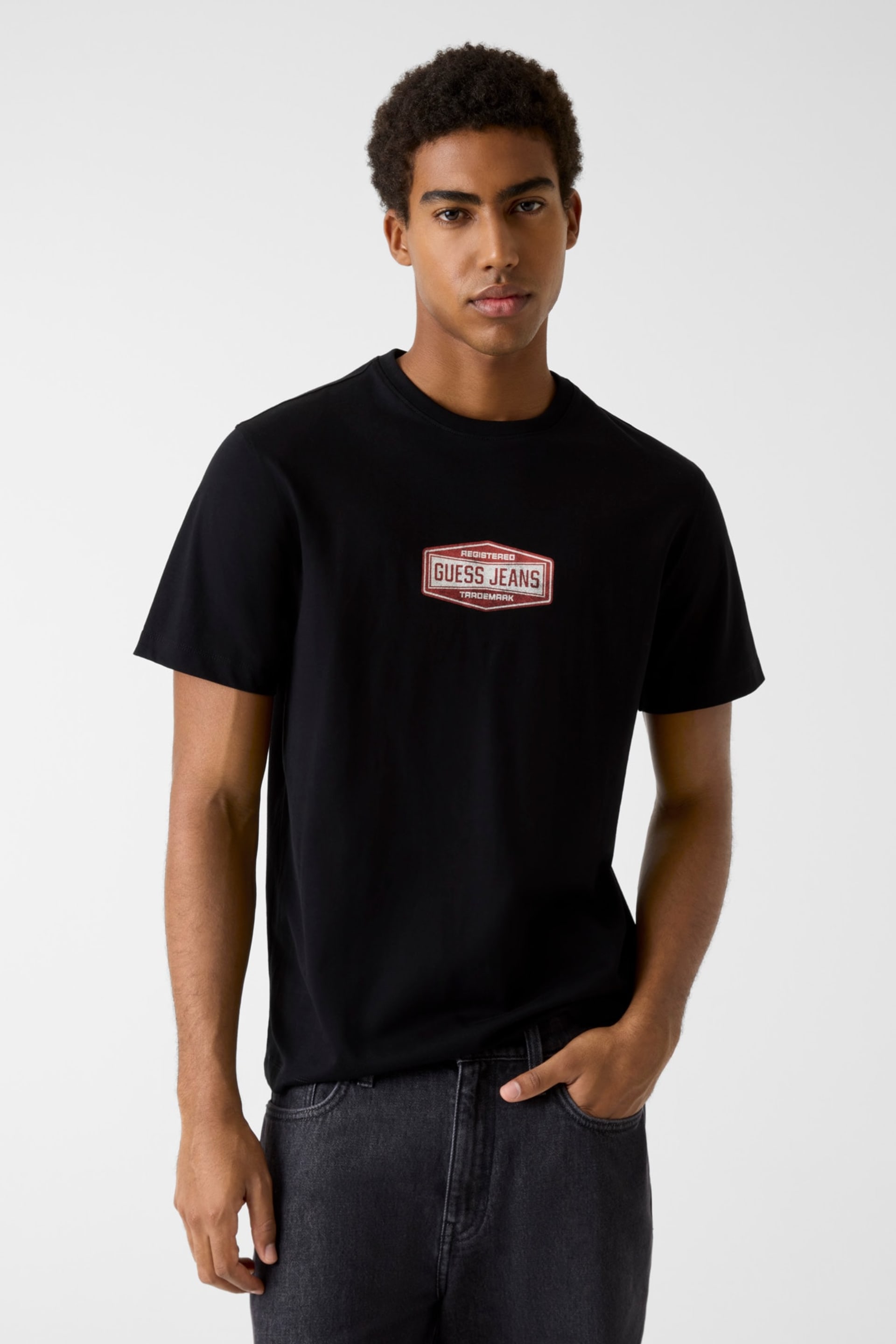 JentLouis l Logo T-Shirt ブラック Printed logo t-shirt Men | GUESS Jeans®