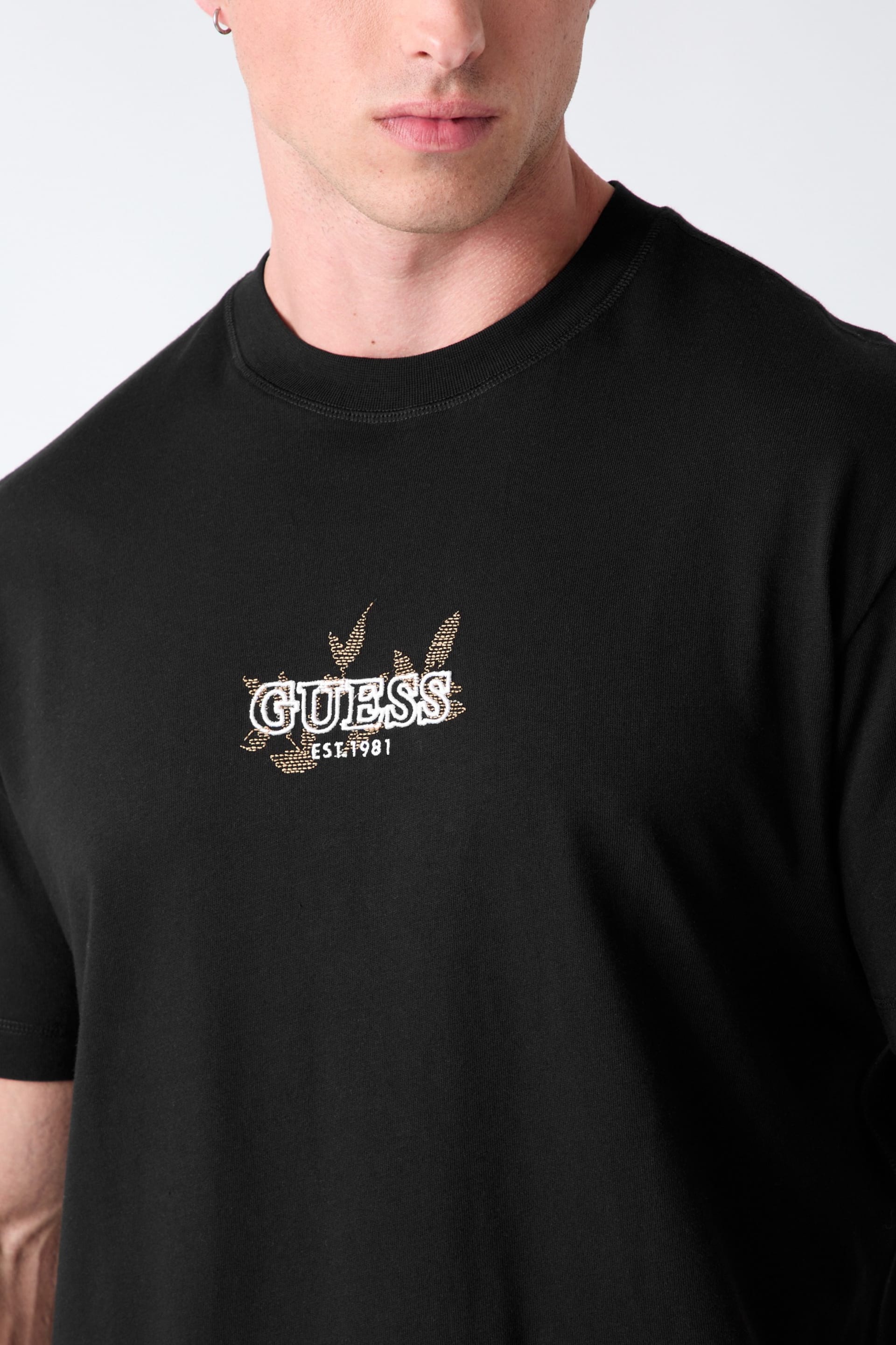 GUESS® Embroidered logo t-shirt Men