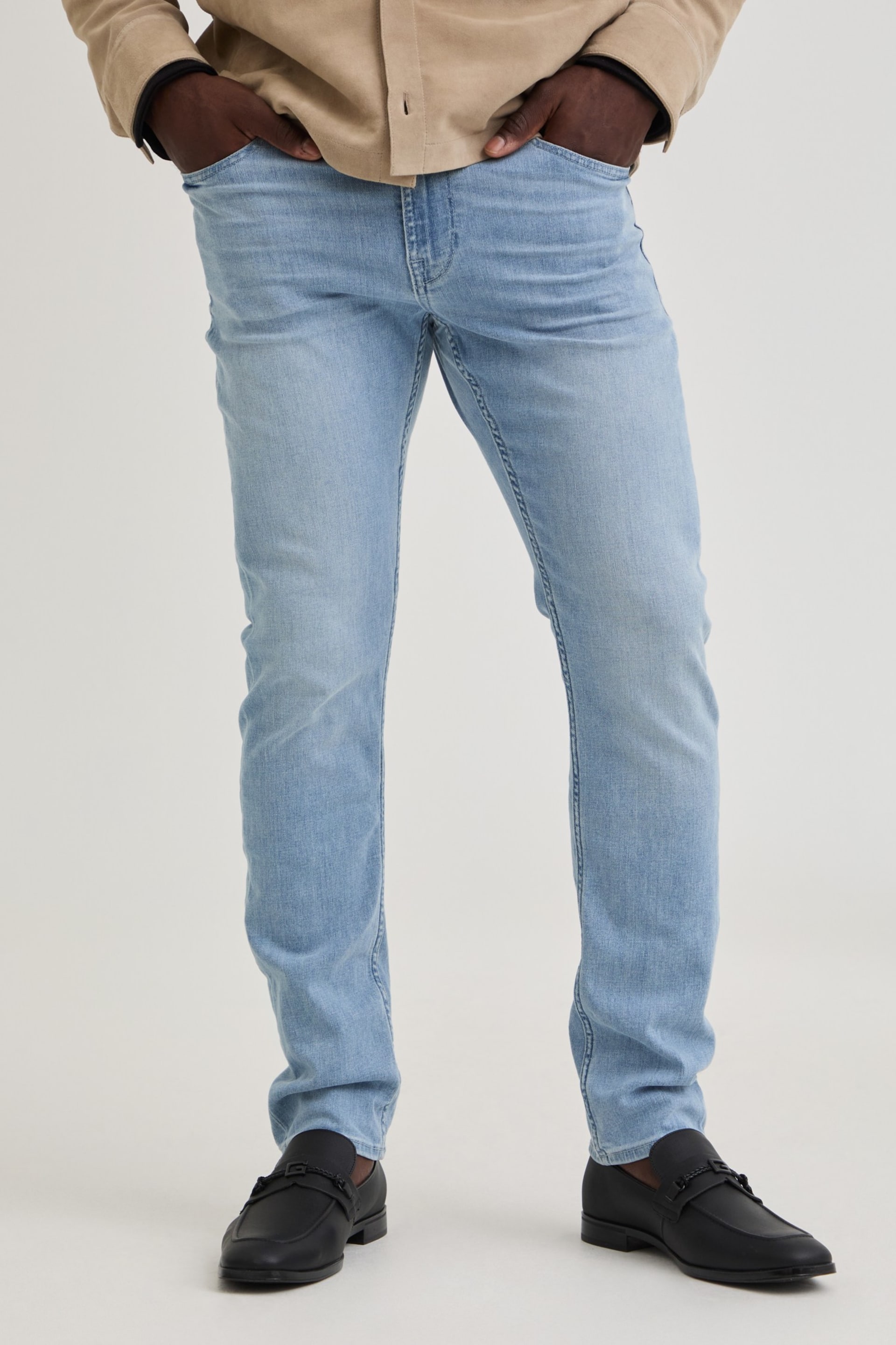 MBYAS2D5860-CRCH