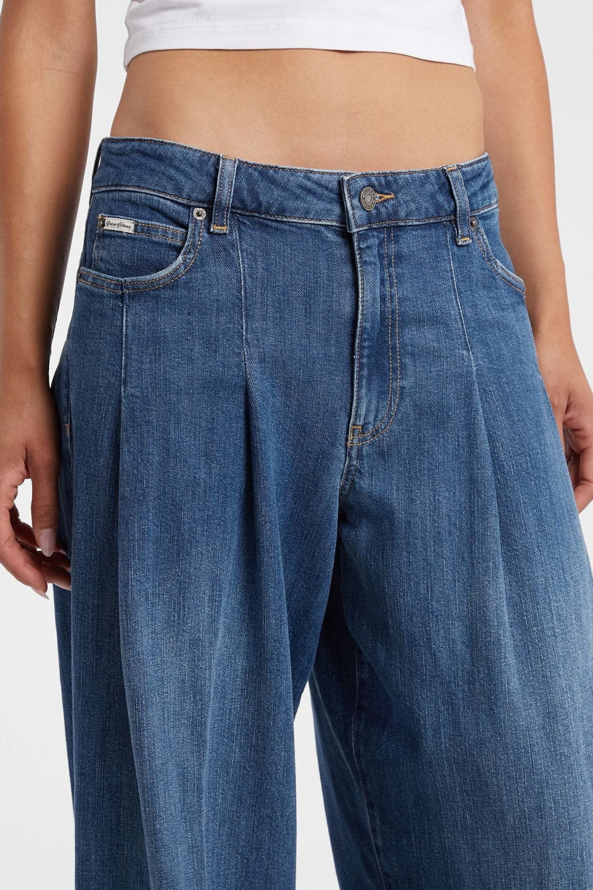 GUESS® G12 pleated extra wide-leg jeans
