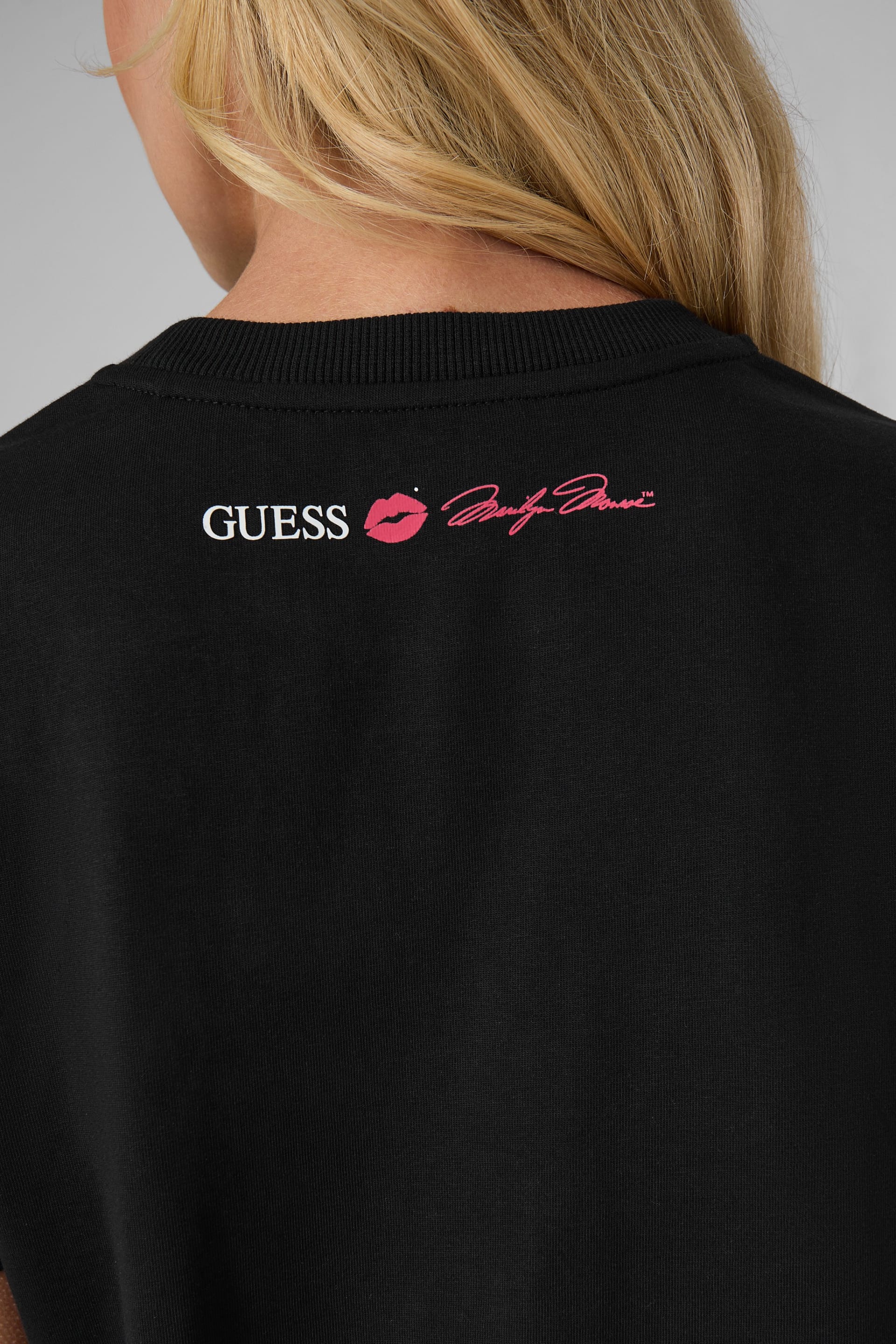 GUESS® Slogan t-shirt Women