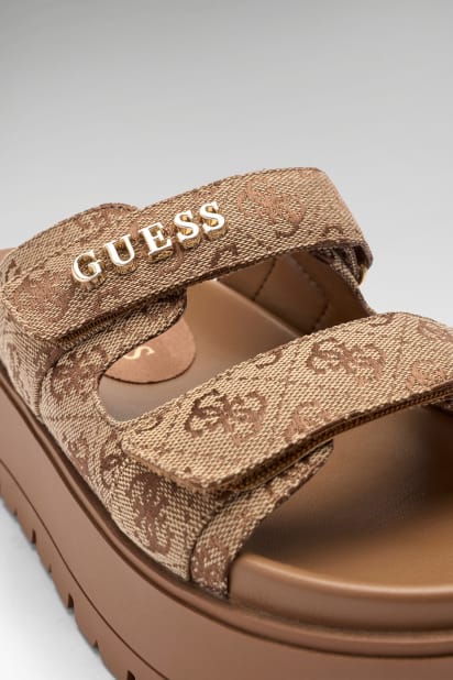 GUESS® Sandale cu logo Faxon pentru femei