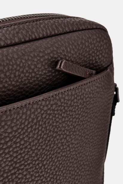 Torino mini çapraz çanta Erkek | GUESS® Geçmiş Koleksiyonlar