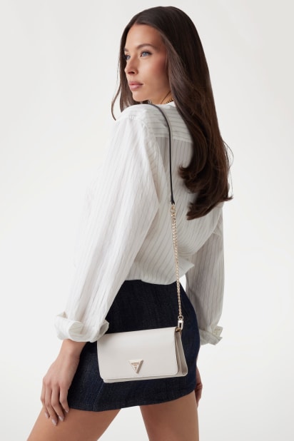 (新品)GIRL MEETS LOVE-HOLIDAY gml レアサンプル GUESS® Noelle Saffıano clutch çanta Kadın