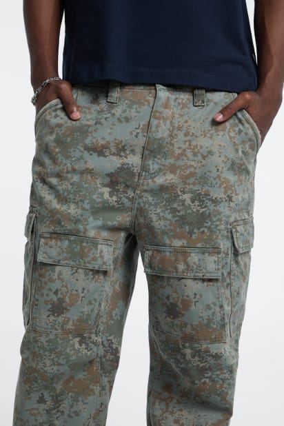 GUESS® Twill Cargo Pants