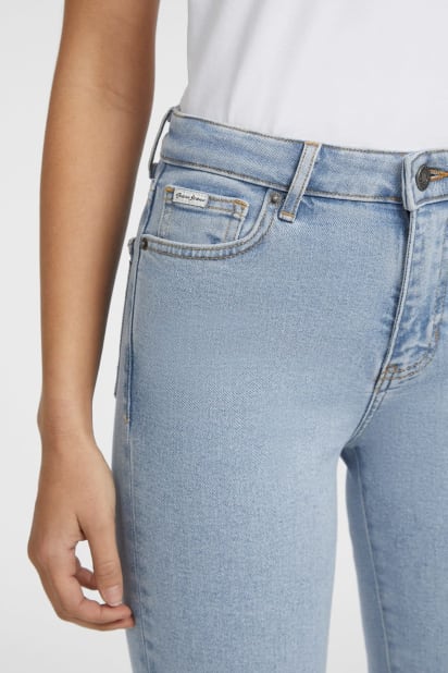 【ライトインディゴブルー(L1GW)】GUESS JEANS デニム スキニージーンズ(W)G05 High Rise Skinny GUESS JEANS G05 High Rise Skinny デニム スキニージーンズ | GUESS