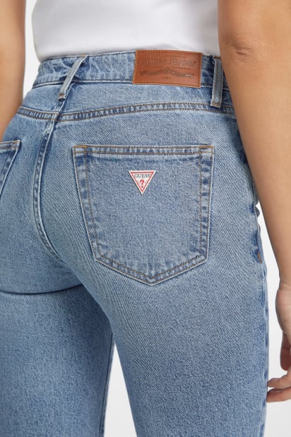 GUESS® G08 Orta Bel Düz Jean
