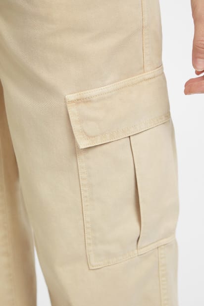 GUESS® Pantalone chino cargo da donna