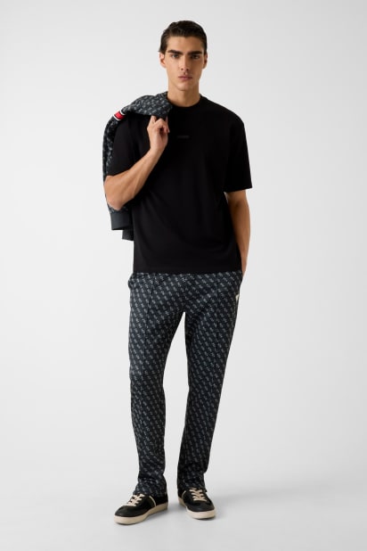 GUESS® Düz kesim tişört Erkek