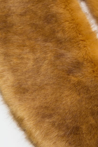 MARCIANO by GUESS Lucylle Faux-Fur Shawl Scarf
