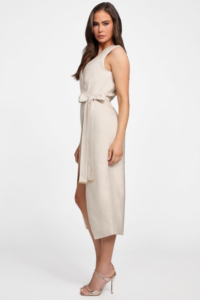 black dress with front cut out Jacqueline new-in-april Waist Size:36 loving style made to Dahlia Midi Dress |