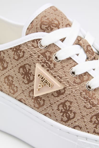 GUESS® Joezi Logo Sneakers