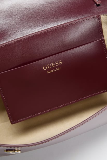 イベリアからのHELMOSA。私はLサイズ MARCIANO by GUESS® Iris Bamboo Leather Satchel