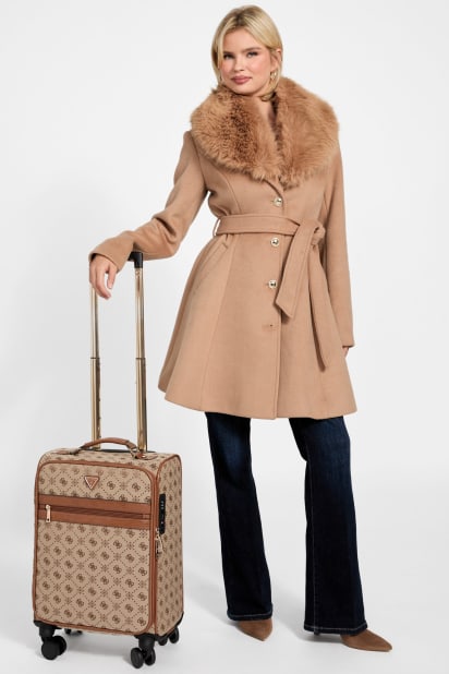 GUESS® Melinda Peony 18