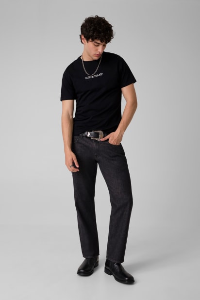 guess  Tシャツ SS Cn Guess Logo Tee 半袖 ロゴTシャツ | GUESS(ゲス) JAPAN 公式