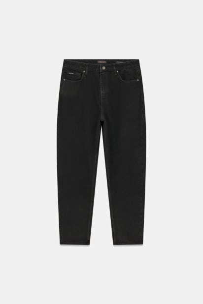 GUESS® G15 Relaxed Taper Jeans