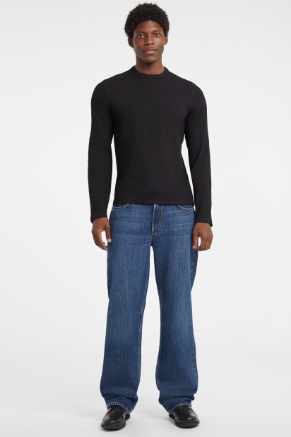 GUESS® Slim Variegated Rib Tee