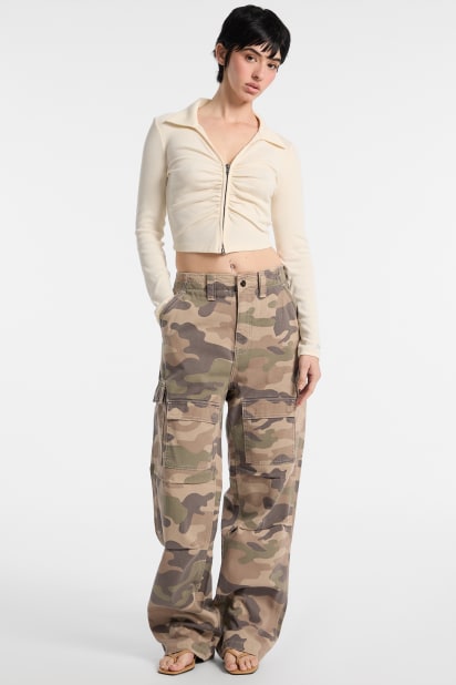 GUESS® Eco GUESS Originals Twill Camo Cargo Pants