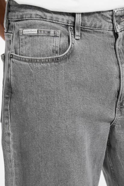 GUESS® G15 Relaxed Taper Jeans