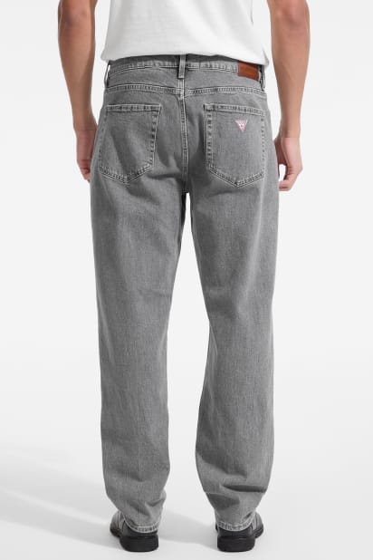 GUESS® G15 Relaxed Taper Jeans