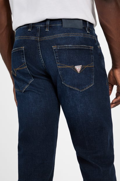 【インディゴブルー(THEM)】GUESS デニム ストレート ジーンズ (M)Eco Angels Straight Jeans GUESS® Eco Angels Slim-Fit Straight Jeans