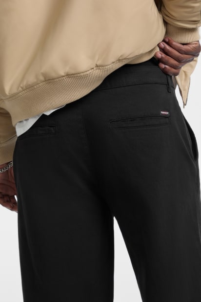 GUESS® Wide Leg Chino Pants