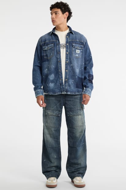 【インディゴブルー(GOHS)】GUESS Originals デニムジャケット (M)Oversized Shirt GUESS® GUESS Originals Oversized Denim Shirt