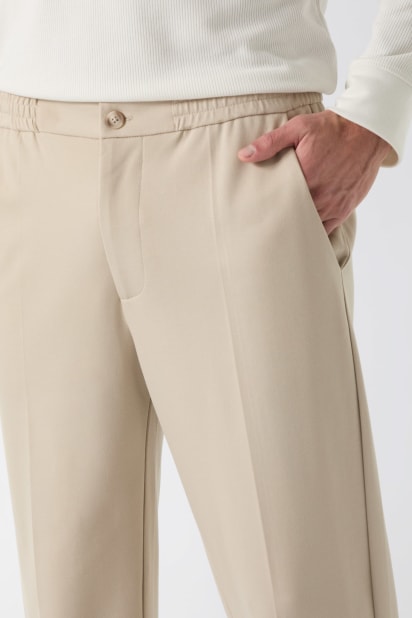 GUESS® Straight chino pants