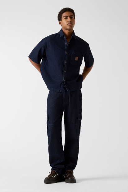 GUESS® Oversize cropped shirt