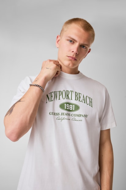 GUESS® Regular fit t-shirt