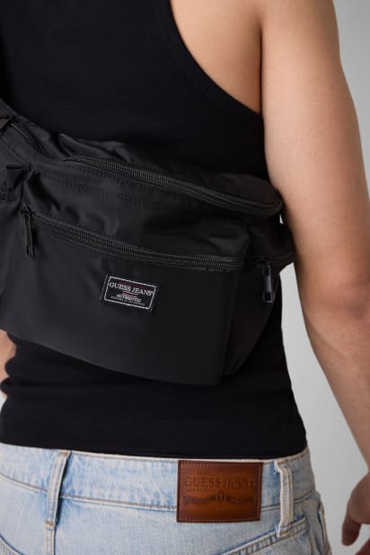 ゆん GUESS® Nylon pouch