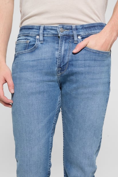 GUESS® Eco Davis Mid-Rise Straight Jeans