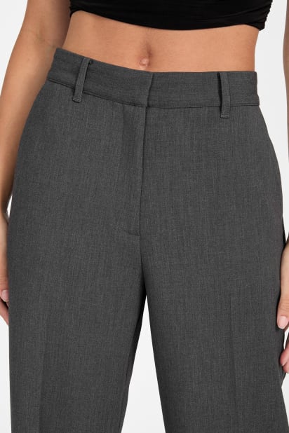 GUESS® Tailored stretch straight-leg pants