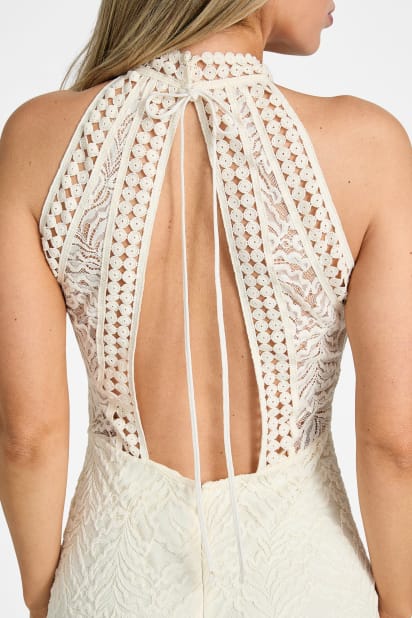 Liza Lace Maxi Dress