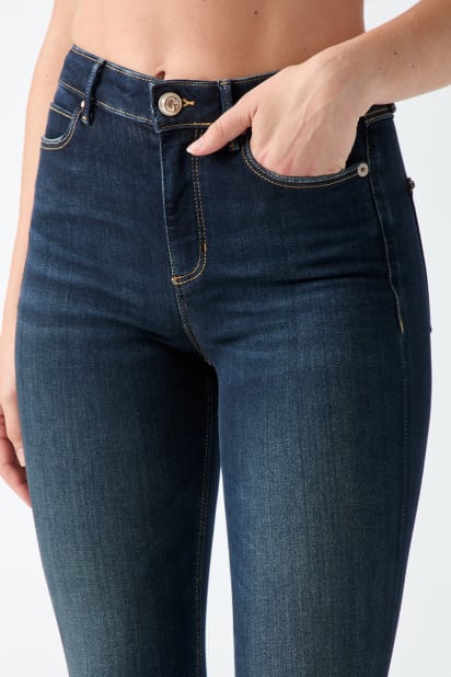 GUESS® 1981 Power Skinny Jeans