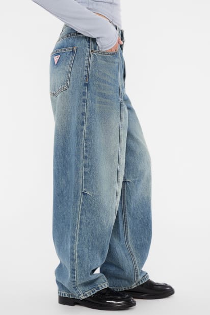 GUESS® GUESS Originals Tapered Baggy Jeans