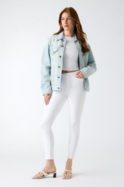 GUESS® 1981 skinny jeans