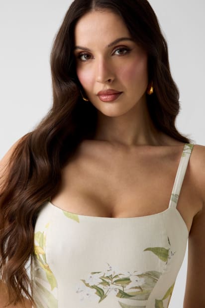 GUESS Linen-blend dress