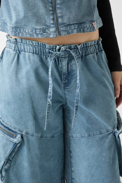 GUESS® GUESS Originals Baggy Parachute Jeans