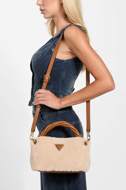 【キャメル(NTC)】GUESS ショルダーバッグ (W)SHAIDA Top Handle Crossbody GUESS® Shaida Shearling Top-Handle Crossbody