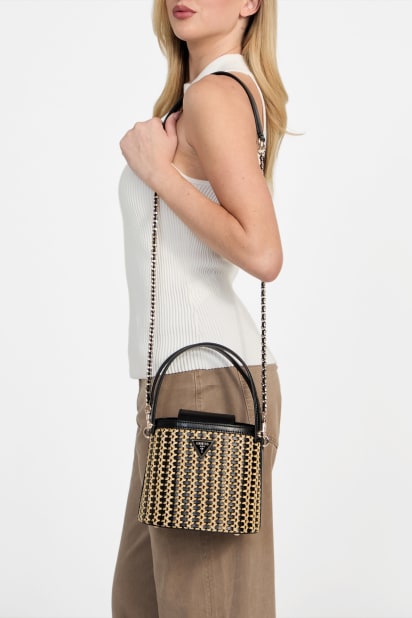 【ブラック(NTB)】GUESS クロスボディバッグ(W)ATALIA Crossbody Bucket WG964703-NTB-ALT4
