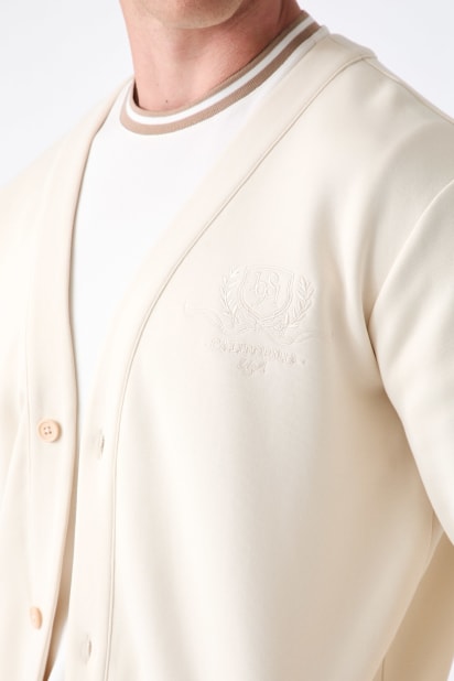 GUESS® V neck cardigan