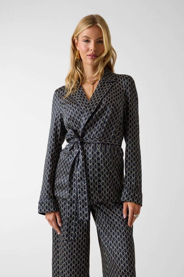 Blazer con cinturón Marciano