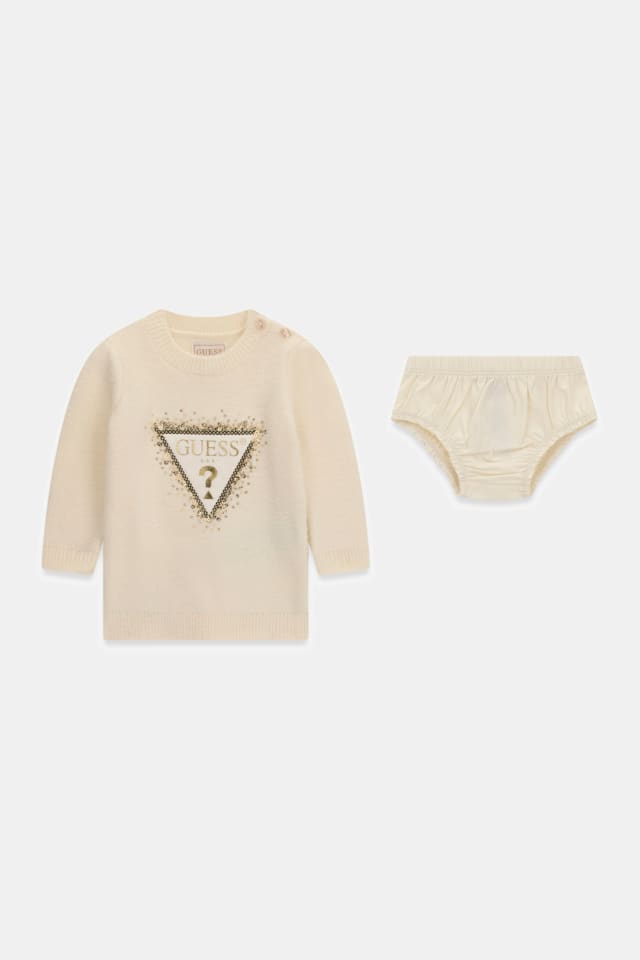 Conjunto de suéter, vestido e calcinha