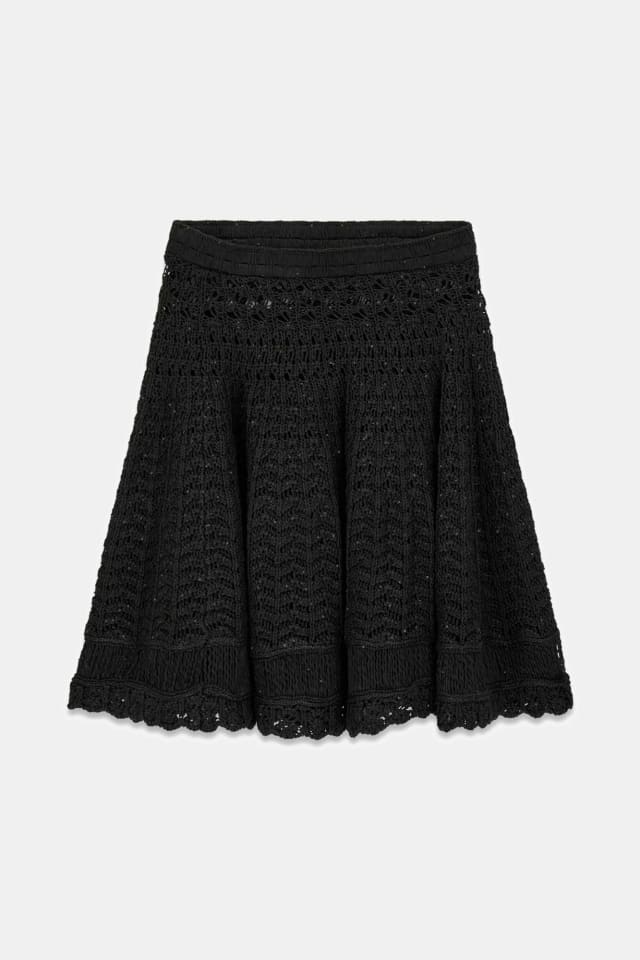 Falda de punto calada